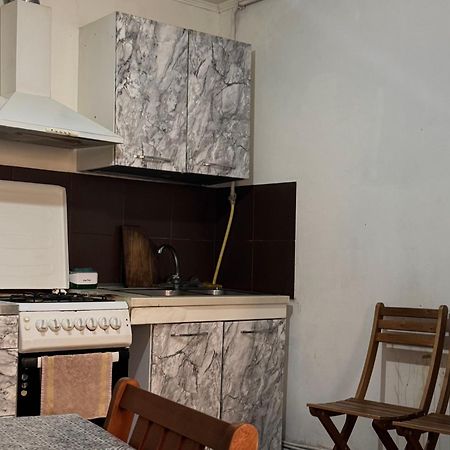 Buddha Hostel Bodoni キシナウ 部屋 写真