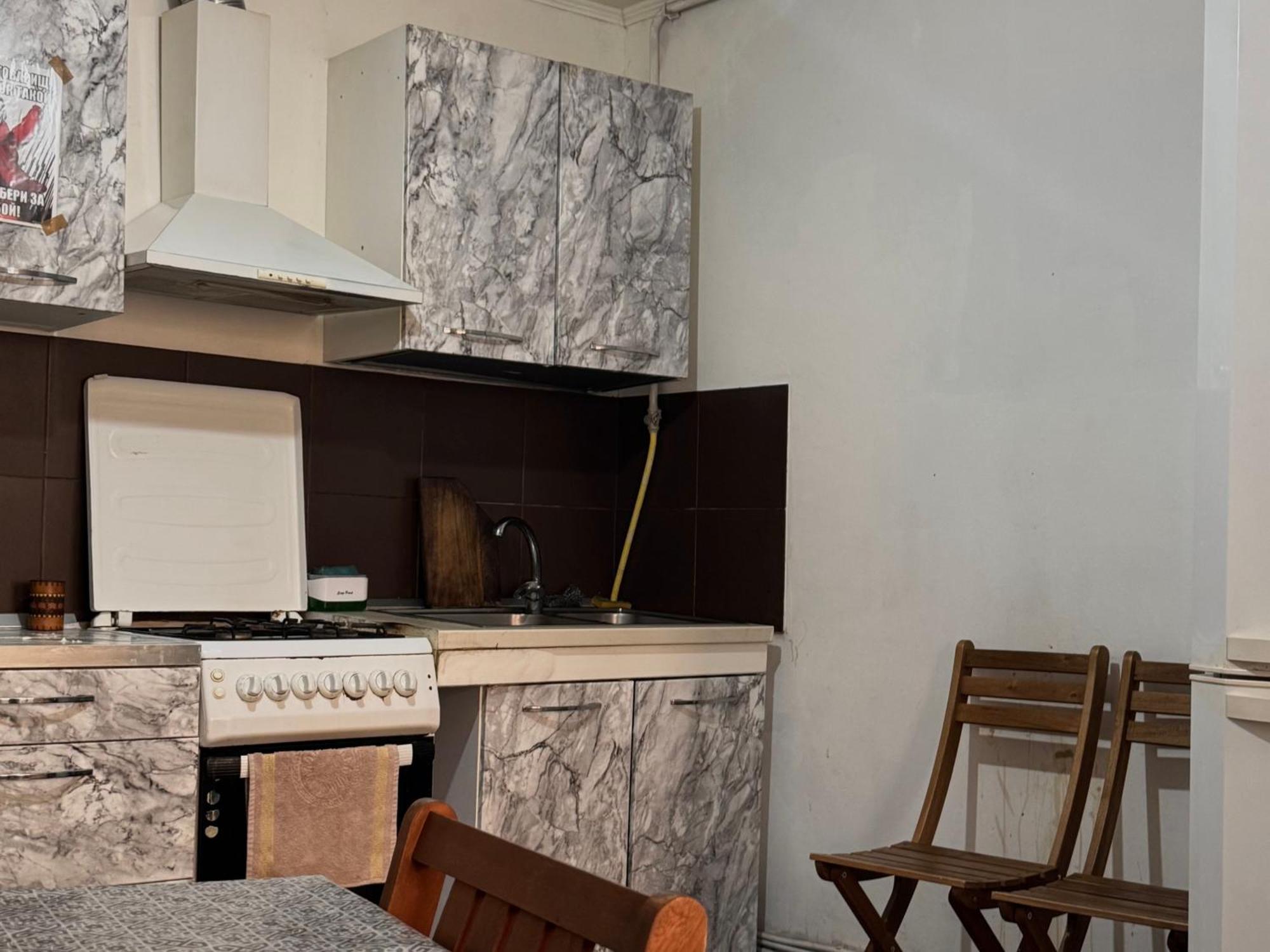 Buddha Hostel Bodoni キシナウ 部屋 写真